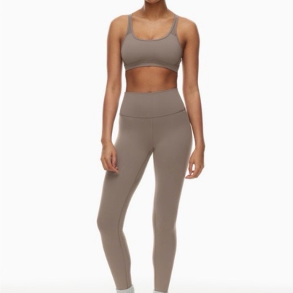 Aritzia TNA Taupe Leggings